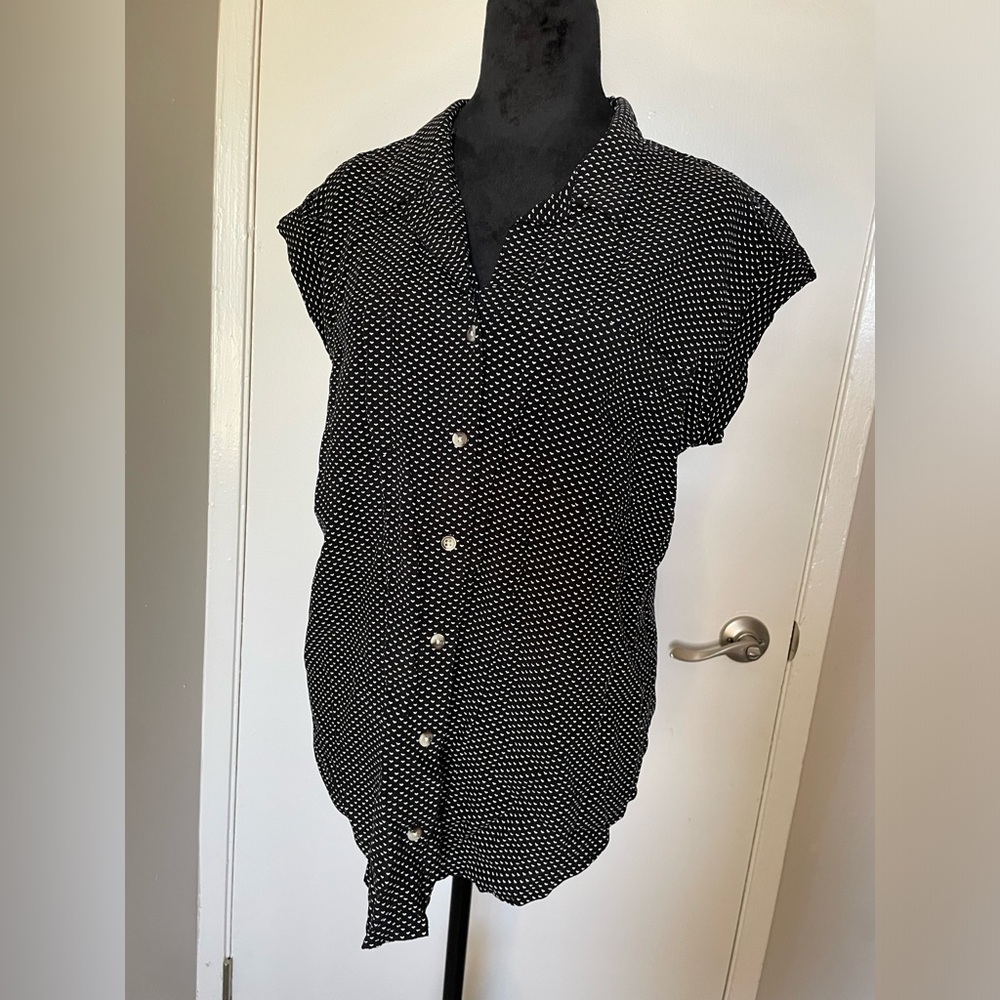 Jachs Girlfriend New York button up short sleeve blouse Size L
